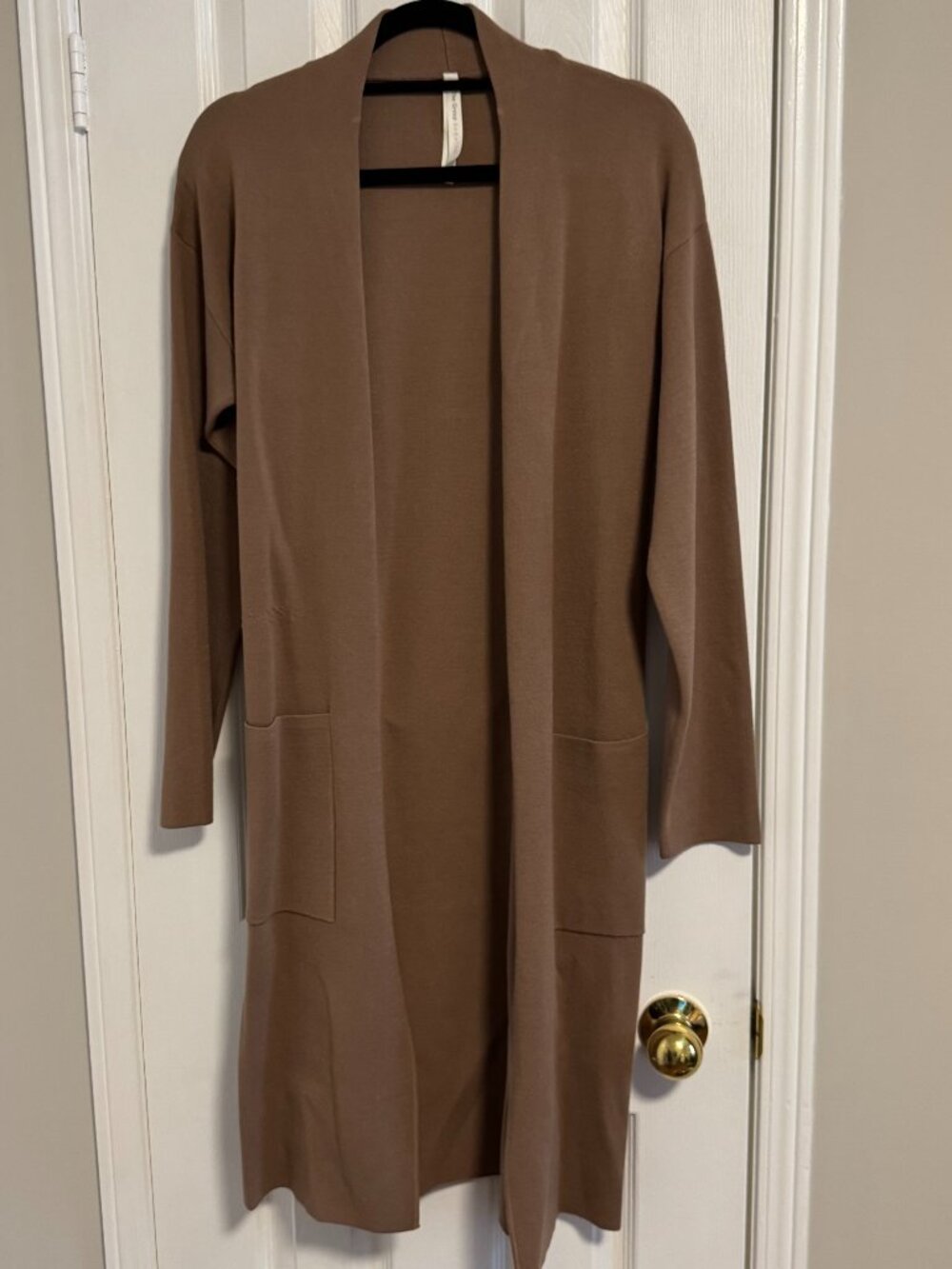 Aritzia The Group by Babaton Ty Cardigan